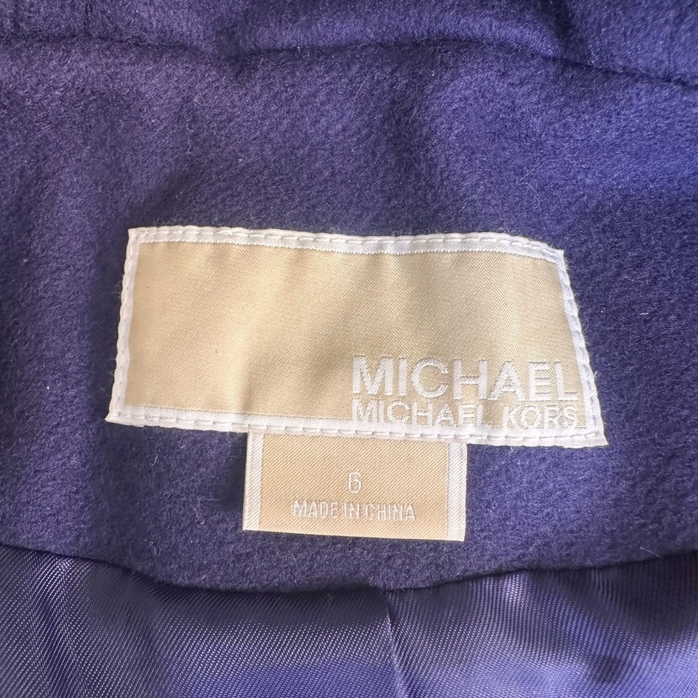 Michael Kors Women’s Size 6 Double-Breasted Plum Pea Coat w/Hood - Picture 7 of 9